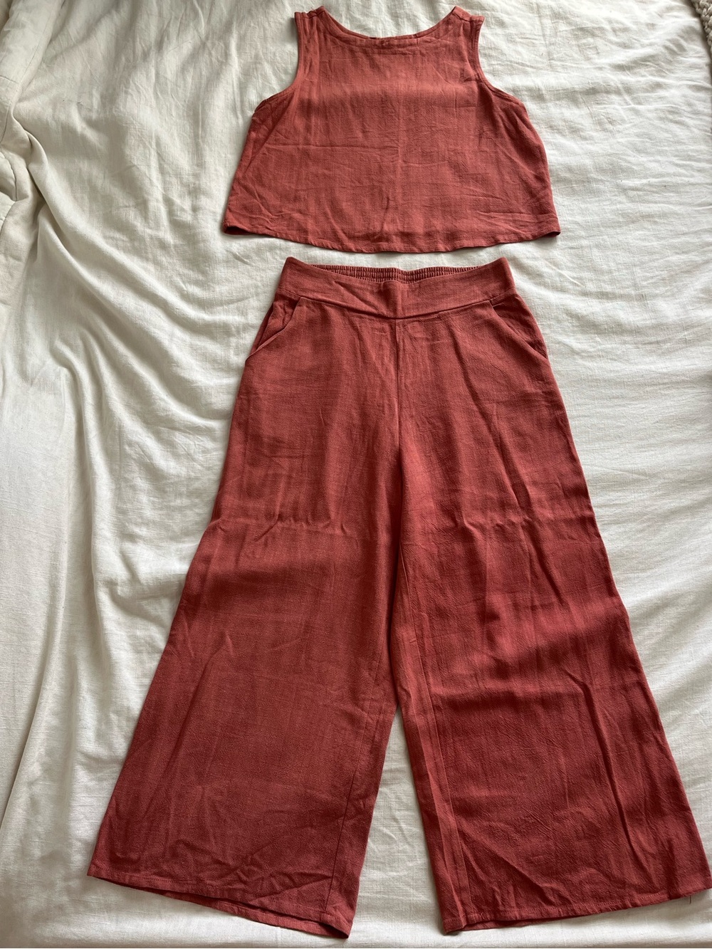 Terracotta Linen Button-Back Tank and Wide Leg Pant Set - Picture 5 of 16